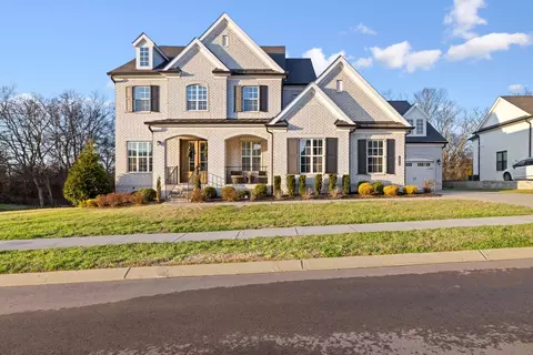 2026 Conductor Ln, Thompsons Station, TN 37179