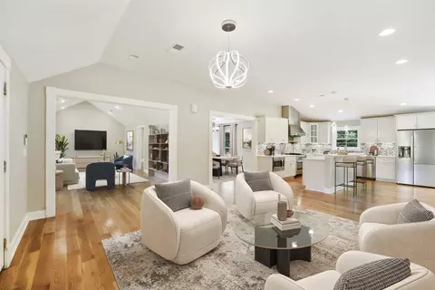 5909 Old Harding Pike, Nashville, TN 37205