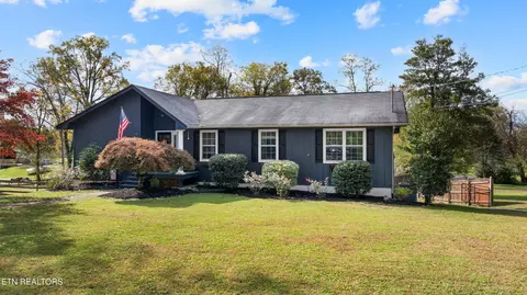 605 Belle Glade Ln, Knoxville, TN 37923