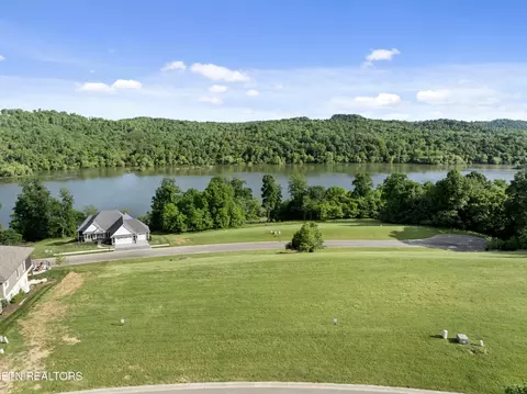 2533 Persimmon Rdg, Loudon, TN 37774