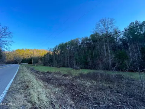 3962 Jones Cove Rd, Sevierville, TN 37876