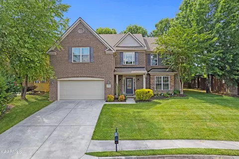 12801 Lily Pond Ln, Knoxville, TN 37922