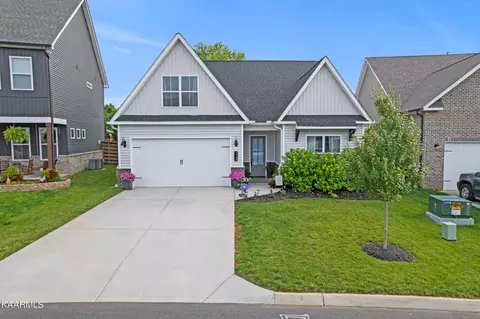 1148 Belle Pond Ave, Knoxville, TN 37932