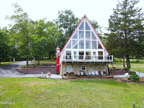 1819 Parrots Chapel Rd, Sevierville, TN 37876