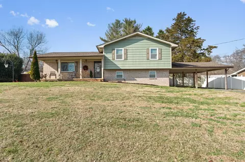 927 Tri Cir NE, Cleveland, TN 37312