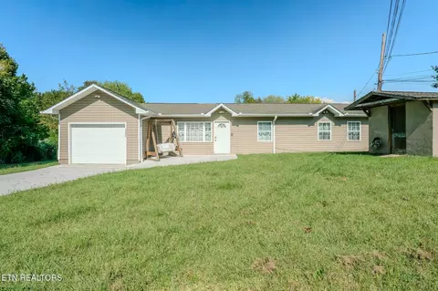 2331 Webb Rd, Sevierville, TN 37876
