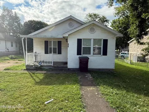 141 W Howe St, Alcoa, TN 37701