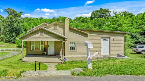 551 Clifton Heights Rd, Newport, TN 37821