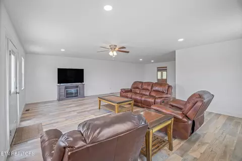 608 Sam Heim Rd, Rutledge, TN 37861 photo 5