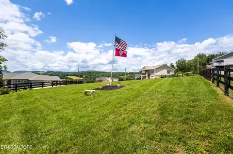 143 Sunset Ln, Bean Station, TN 37708 photo 26