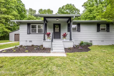 411 Allen Rd, Knoxville, TN 37920