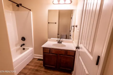 3524 Boulder Point Ln, Powell, TN 37849 photo 9