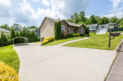 3524 Boulder Point Ln, Powell, TN 37849 photo 16