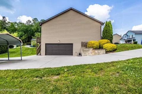 3524 Boulder Point Ln, Powell, TN 37849 photo 17