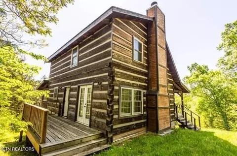 1428 Goodwater Rd, Bybee, TN 37713