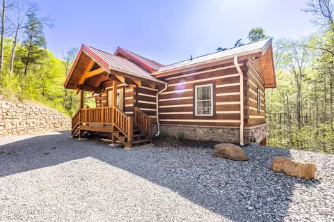 152 Laurel Wood Rd, New Tazewell, TN 37825