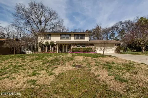 5443 Lance Dr, Knoxville, TN 37909