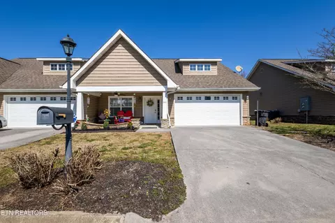 342 Meriwether Way, Pigeon Forge, TN 37863