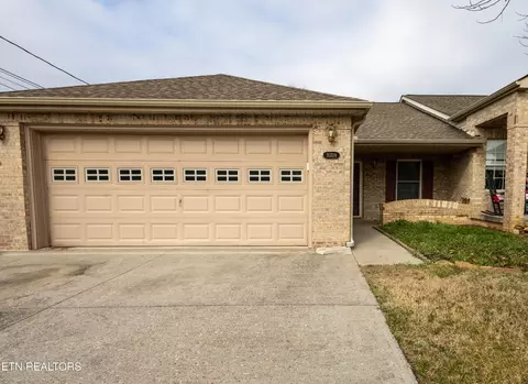 10709 Admiral Bend Way, Knoxville, TN 37934