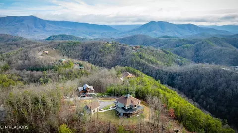 4415 Stackstone Rd, Sevierville, TN 37862 photo 9