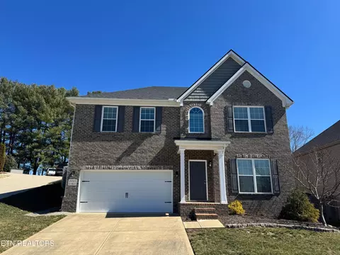 2222 Sea Horse Rd, Knoxville, TN 37932