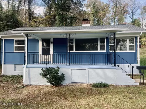 317 W Faunce Rd, Oak Ridge, TN 37830