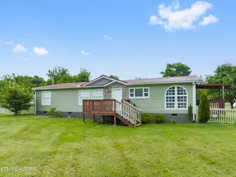9022 Mascot Rd, Mascot, TN 37806