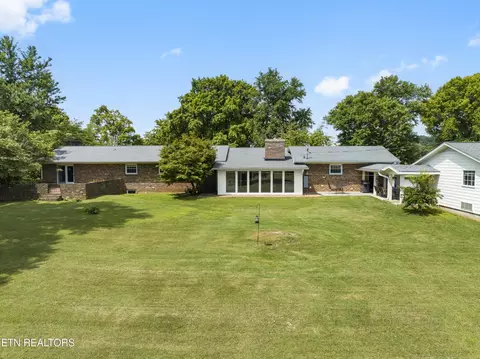 760 Meadow Rd, Greenback, TN 37742