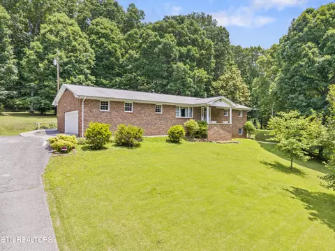 149 Glenn Cir, Powell, TN 37849