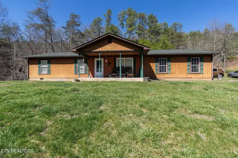 342 Elrod Falls Rd, Thorn Hill, TN 37881