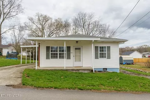 544 Cherokee Ave, Clinton, TN 37716