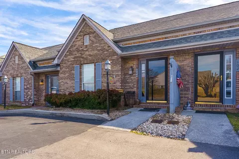204 Willow Bend Dr, Loudon, TN 37774