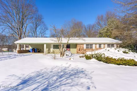 874 W Cunningham St, Alcoa, TN 37701