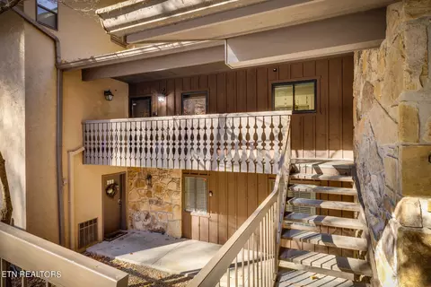 1235 Ski Mountain Rd #616, Gatlinburg, TN 37738