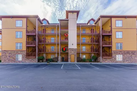 527 River Place Way UNIT 433, Sevierville, TN 37862