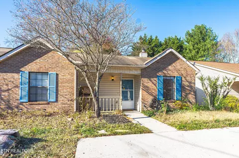 2045 Countryhill Ln, Knoxville, TN 37923