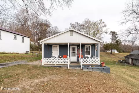 1371 Ridgecrest Ave, Kingsport, TN 37660