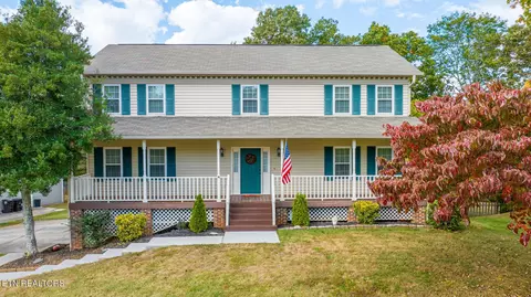 10001 Meadow Vista Cir, Knoxville, TN 37922