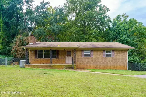 6353 Gateway Ln, Knoxville, TN 37920