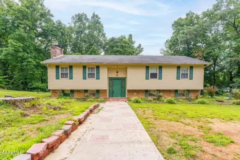 1959 Dove St, Morristown, TN 37814