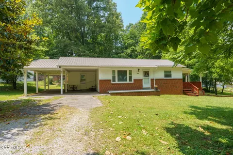 1140 Iris St, Morristown, TN 37814