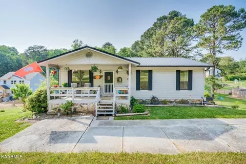 2416 Daniels Dr, Morristown, TN 37813