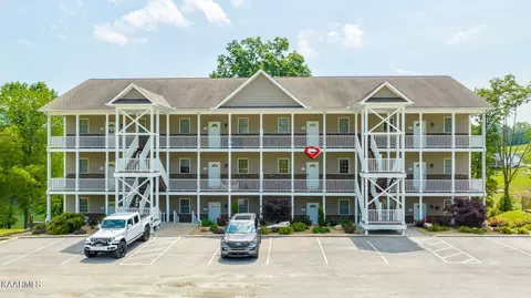 222 Sunset Cove Dr, Maynardville, TN 37807