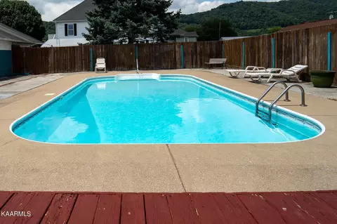 324 S Main Ave, Erwin, TN 37650 photo 39