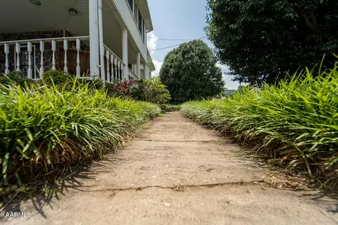 324 S Main Ave, Erwin, TN 37650 photo 51