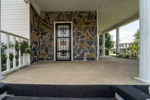 324 S Main Ave, Erwin, TN 37650 photo 49