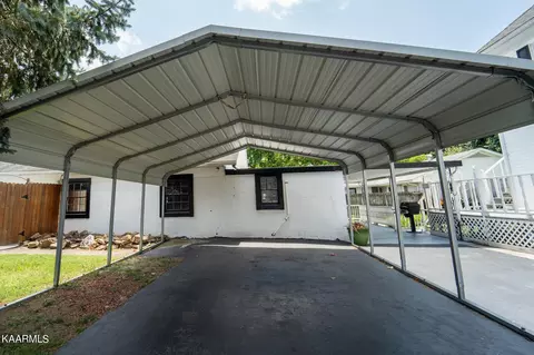 324 S Main Ave, Erwin, TN 37650 photo 40
