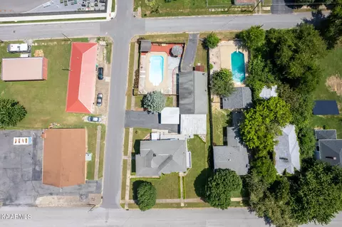 324 S Main Ave, Erwin, TN 37650 photo 59