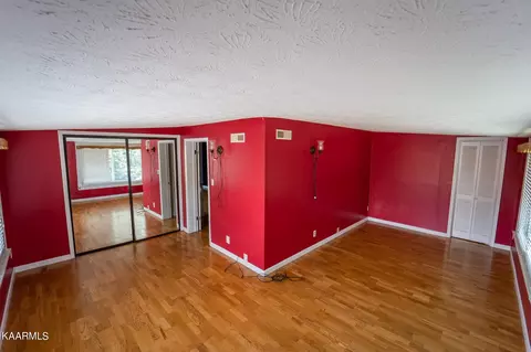 324 S Main Ave, Erwin, TN 37650 photo 17
