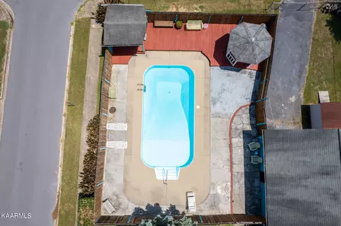 324 S Main Ave, Erwin, TN 37650 photo 60